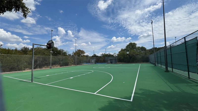 Property photo 38