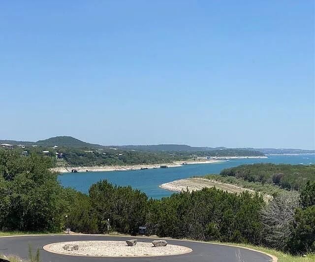 Property photo 33