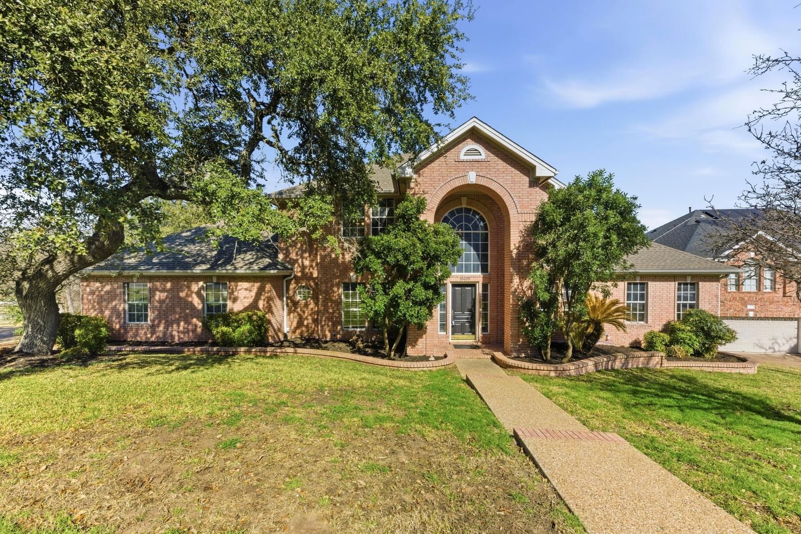 10609 Skyflower DR - Photo 1