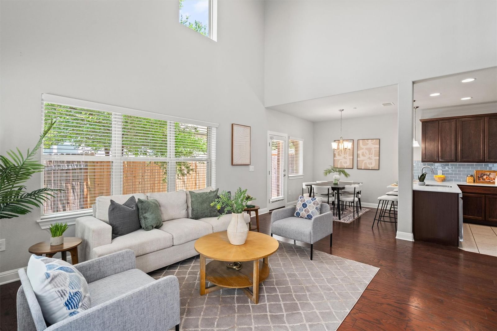 12900 Michelangelo ST - Photo 1