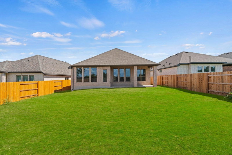 Property photo 32