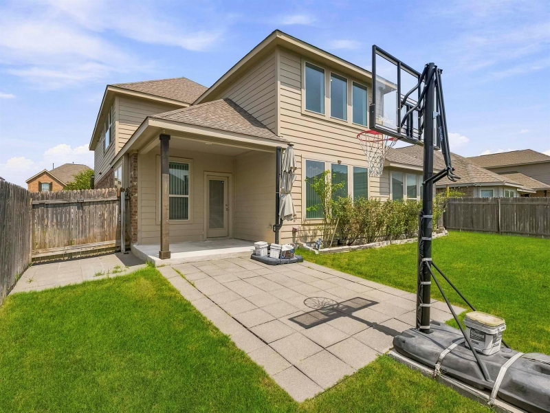 Property photo 33