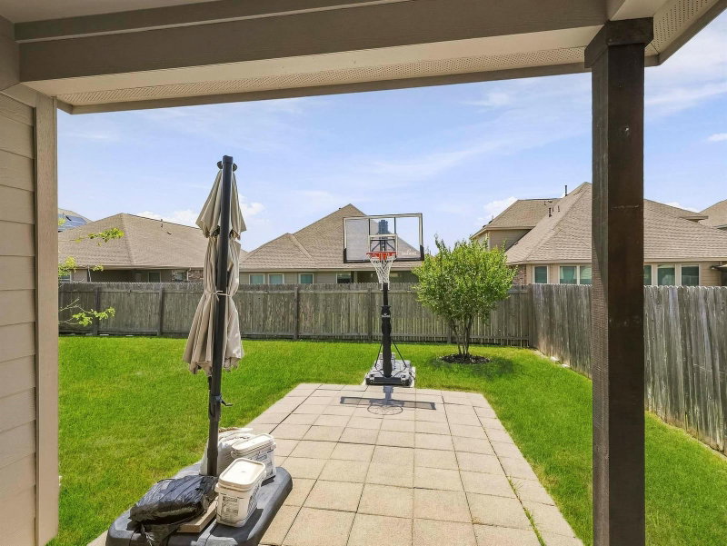 Property photo 35
