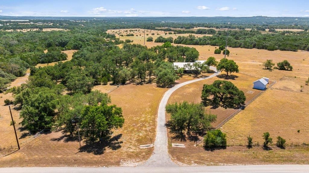 3701 US 290 - Photo 1
