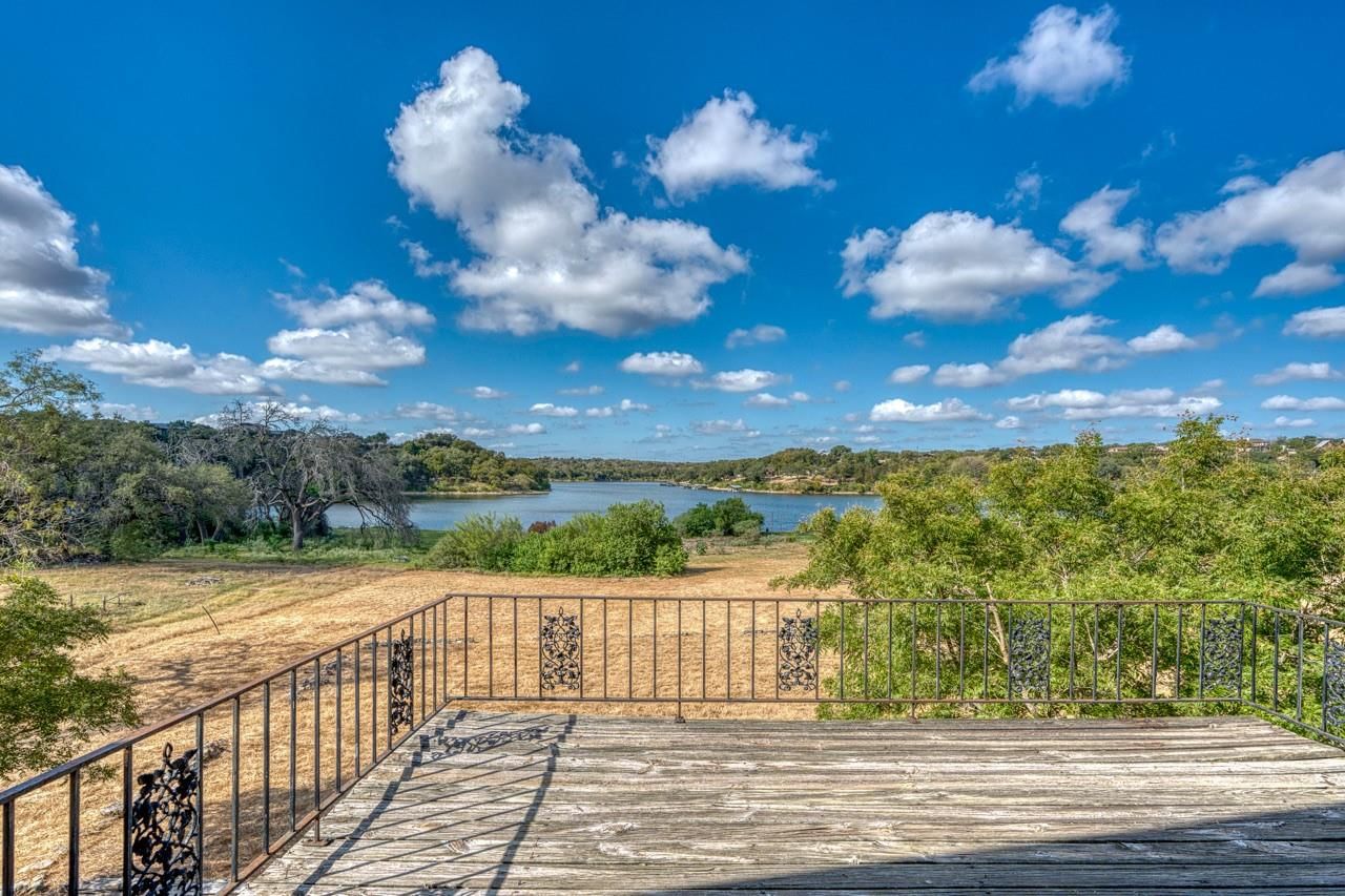 24909 Lake View DR, Spicewood, TX, 78669