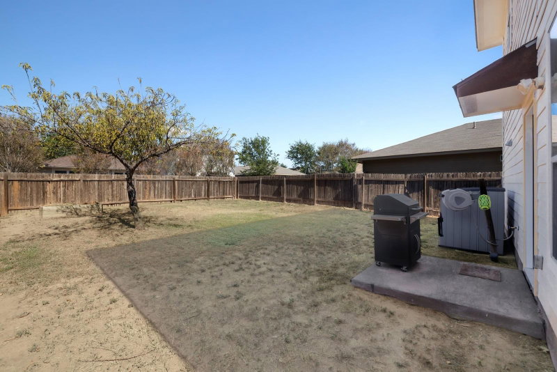 Property photo 32