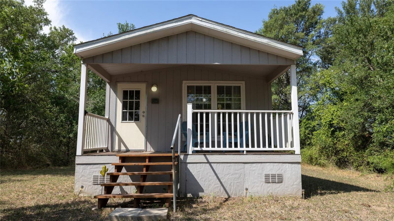 Property photo 35