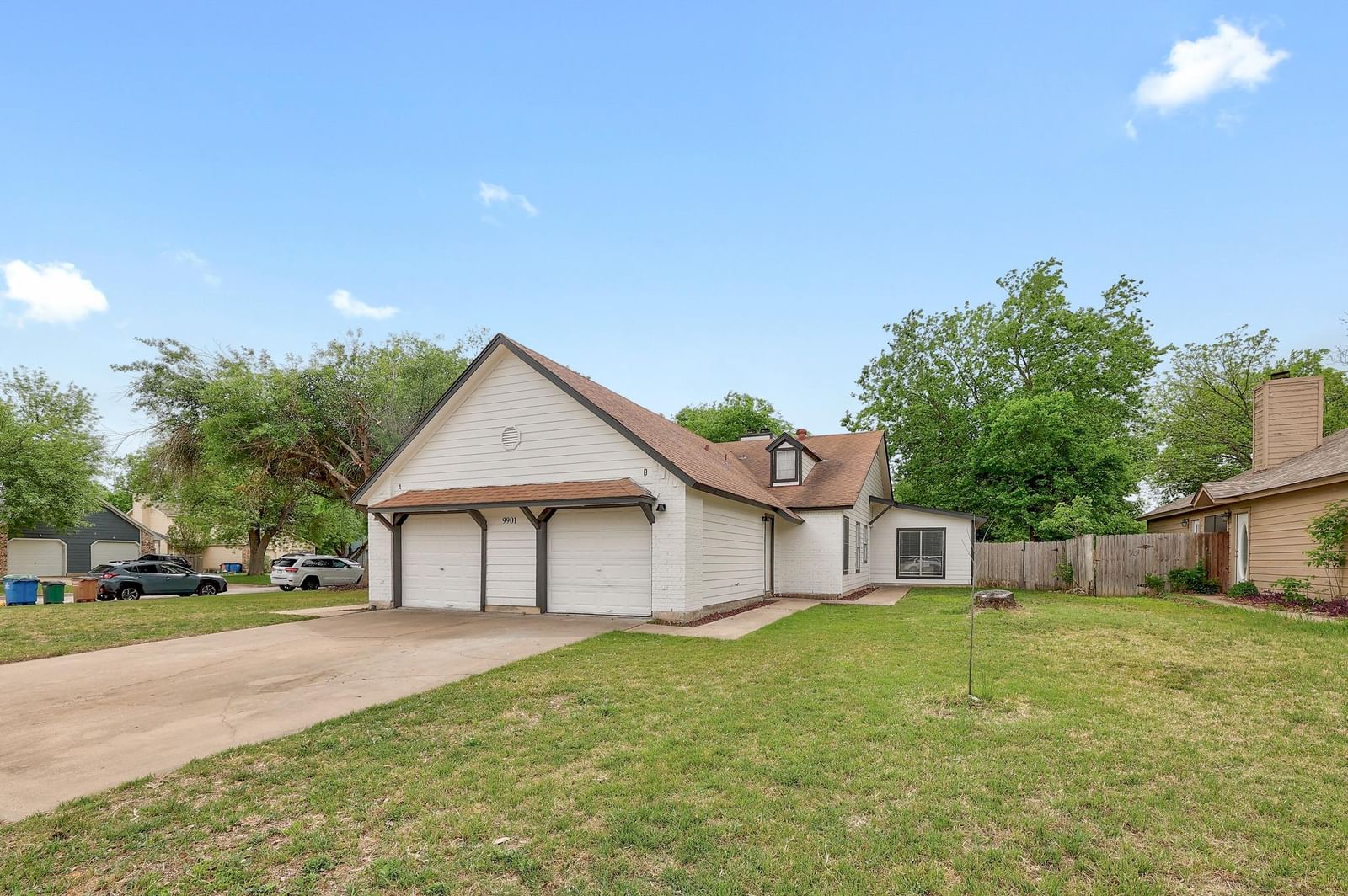 9901 Parliament House RD - Photo 1
