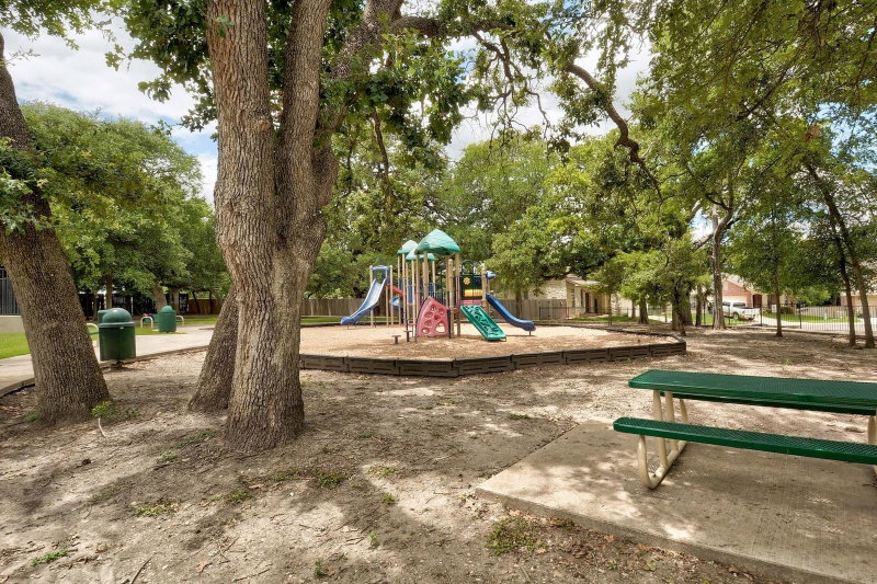 Property photo 38