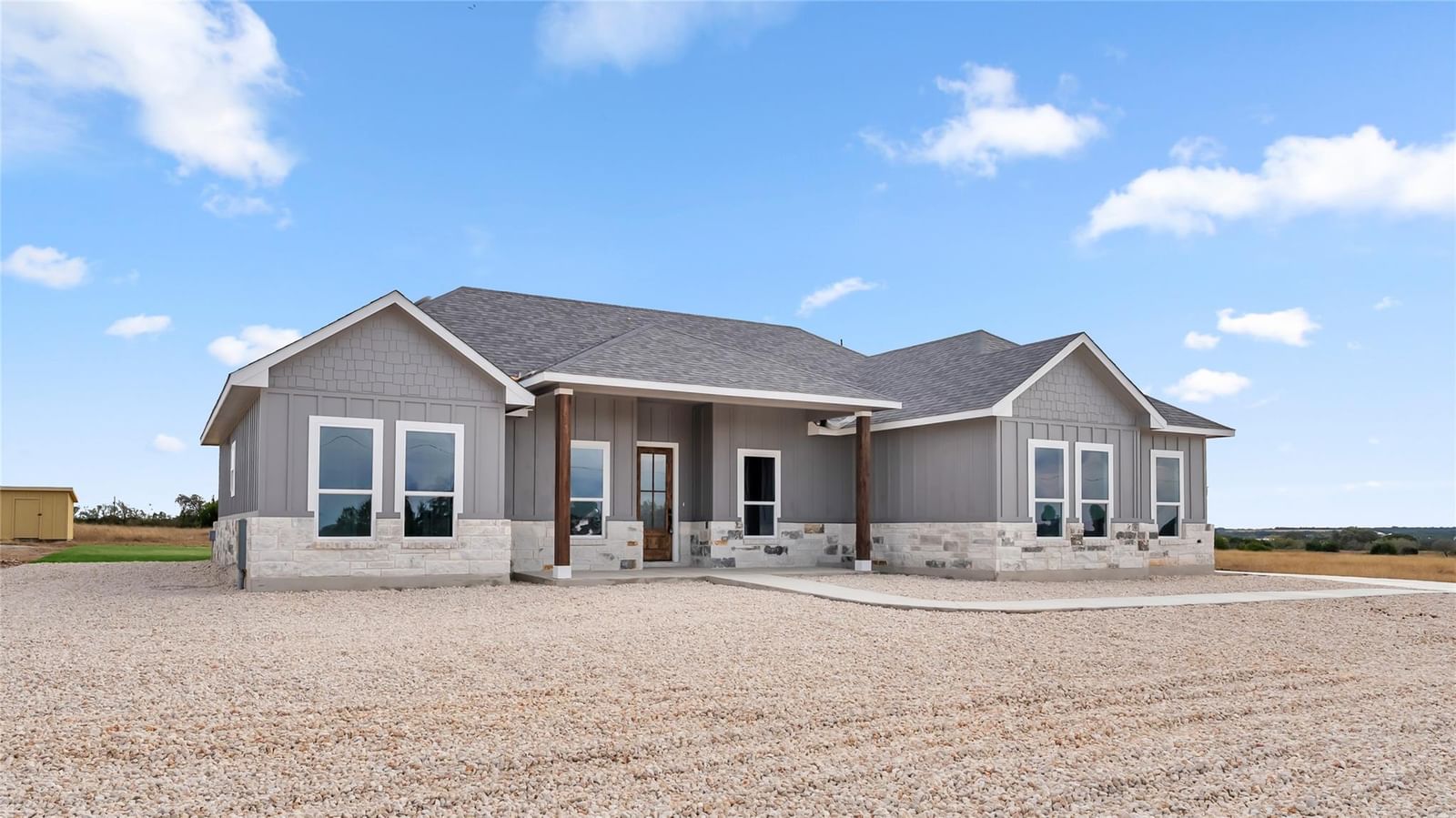 373 Prairie Point DR - Photo 1
