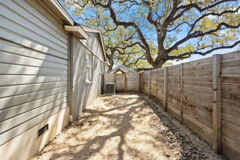 Property photo 40