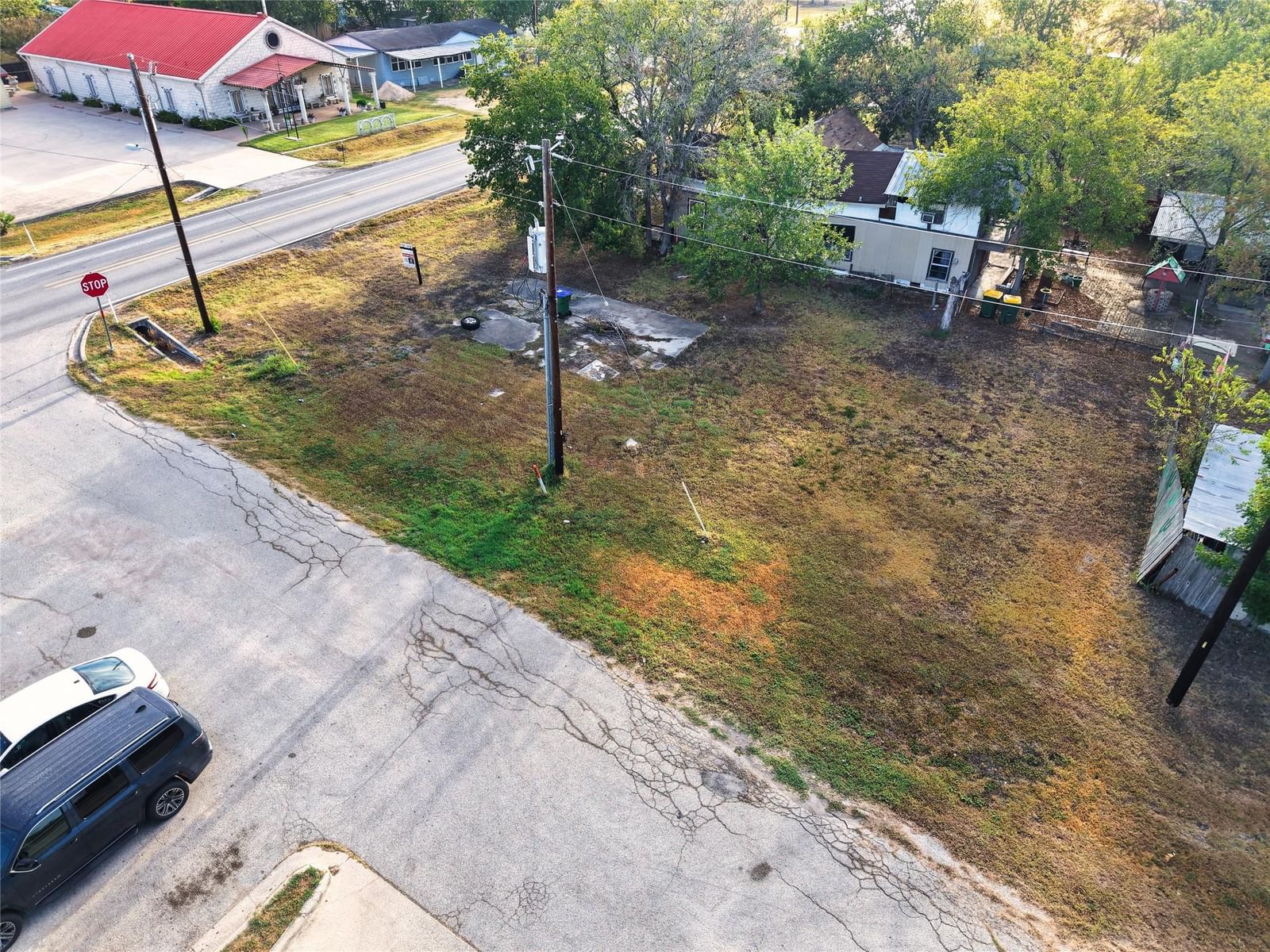 302 E Parsons ST - Photo 1
