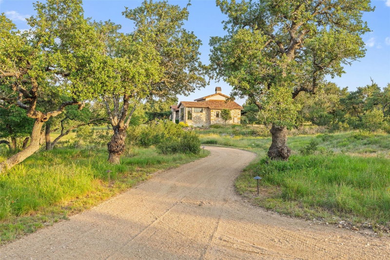 Property photo 30