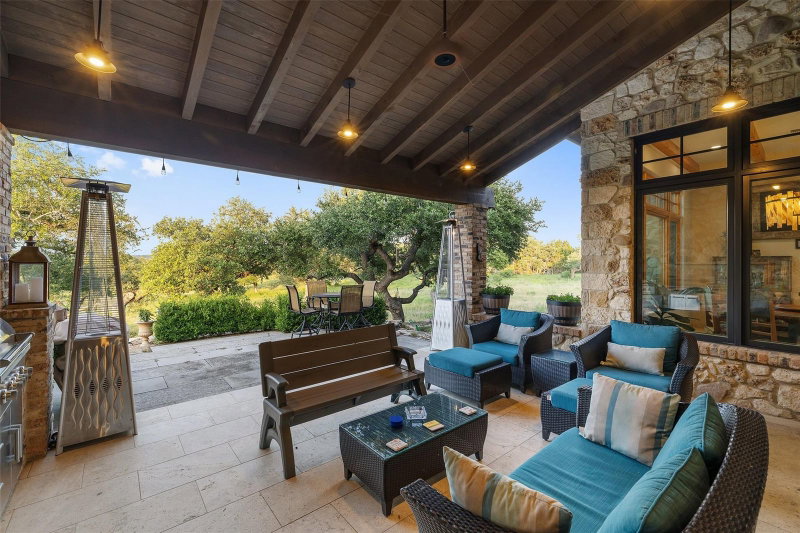 Property photo 32