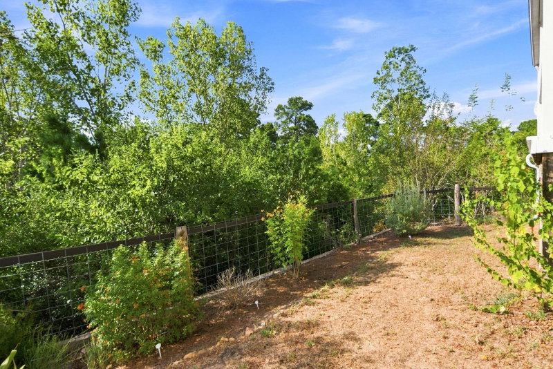 Property photo 36