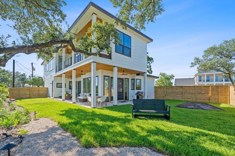Property photo 32
