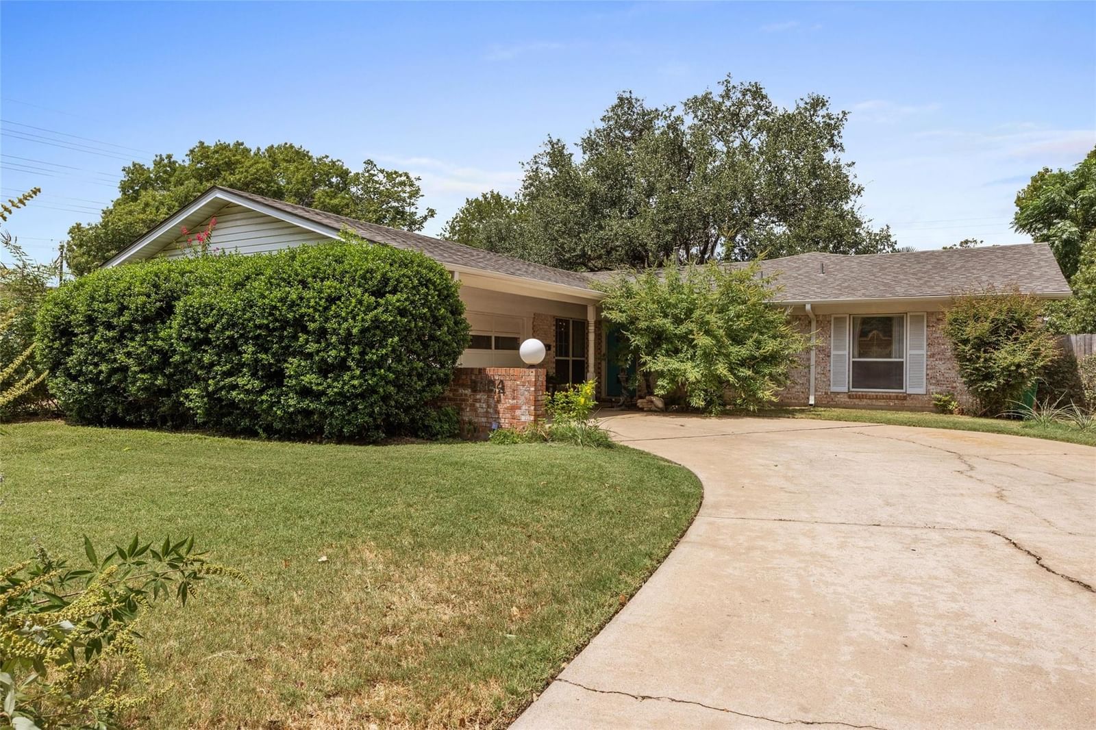 3304 Whitepine DR - Photo 1