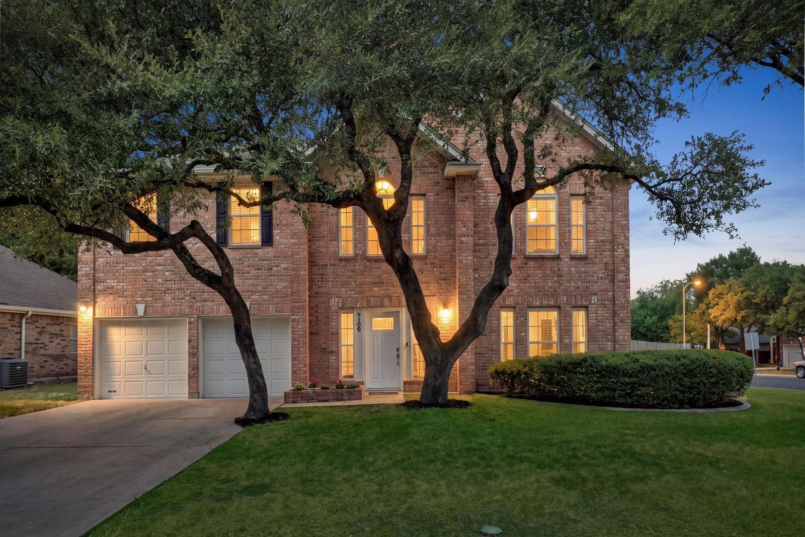 9100 Amanda DR - Photo 1