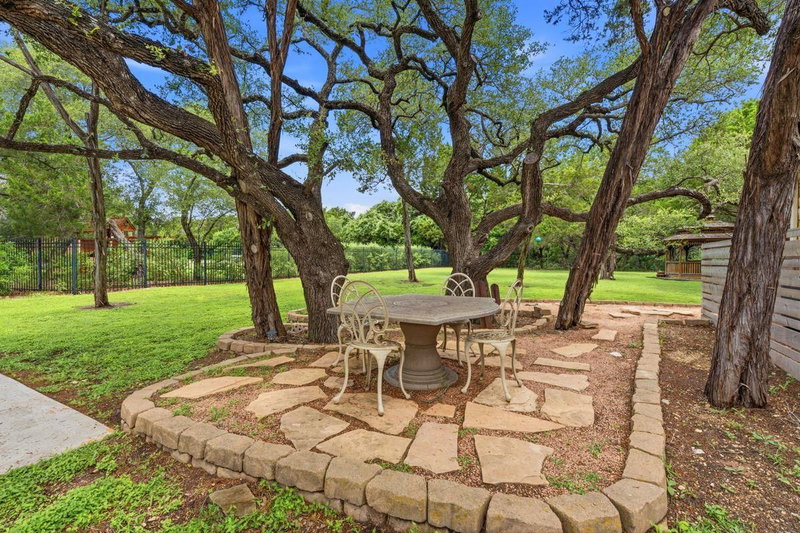 Property photo 36