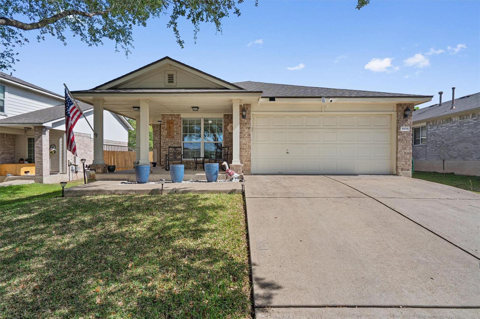 1108 Teapot DR - Photo 1