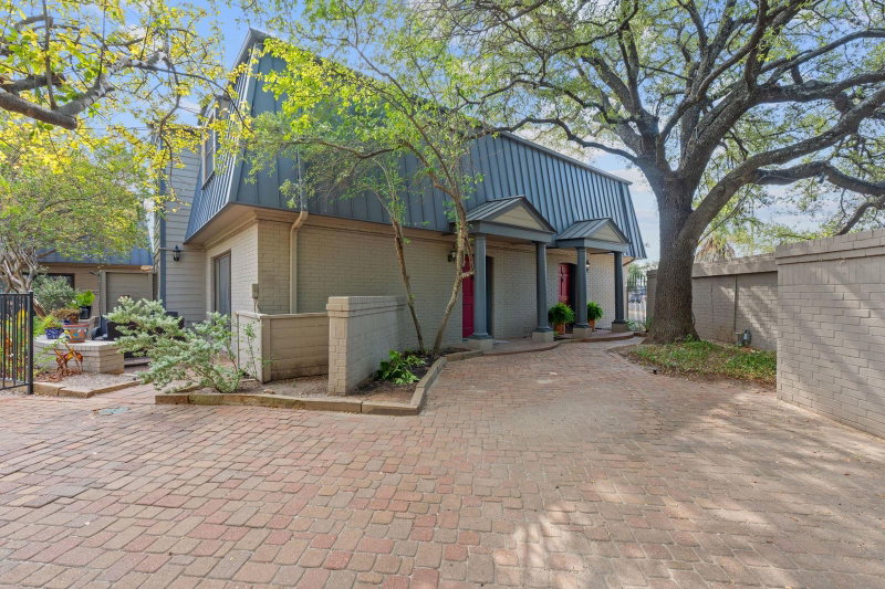 Property photo 25