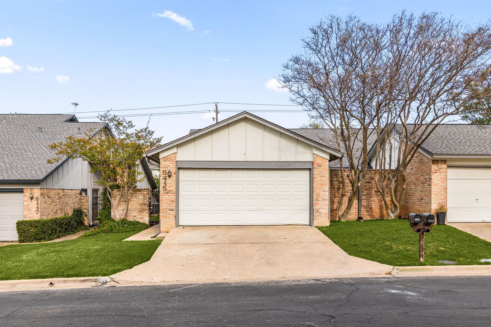 9445 Singing Quail DR - Photo 1