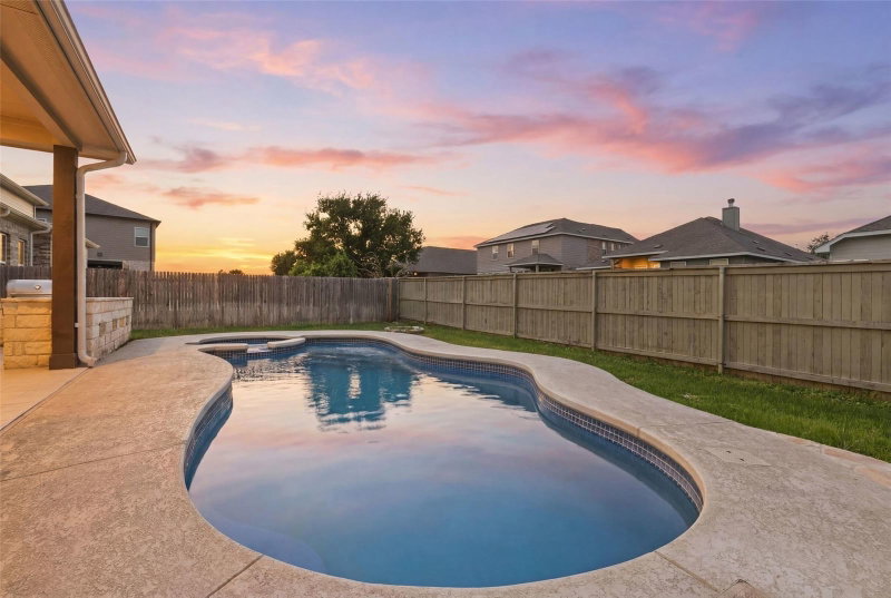 Property photo 38