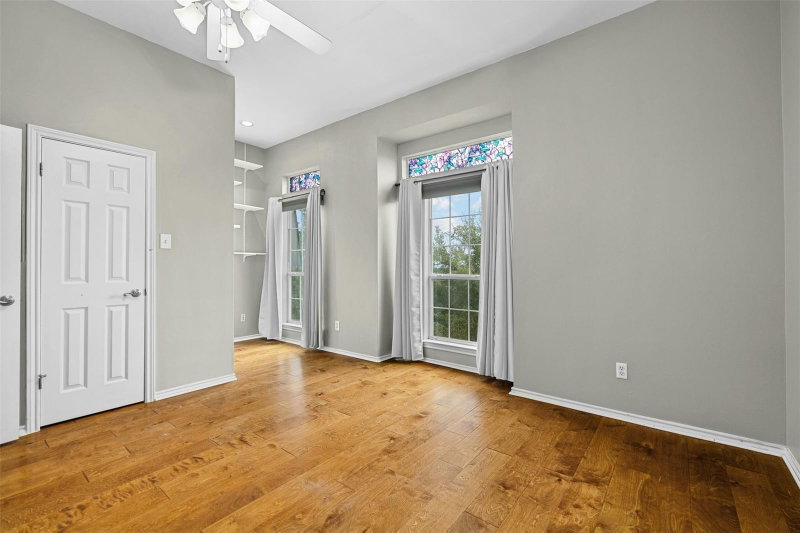 Property photo 28
