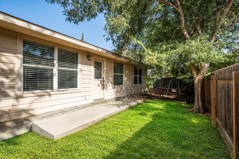 Property photo 31