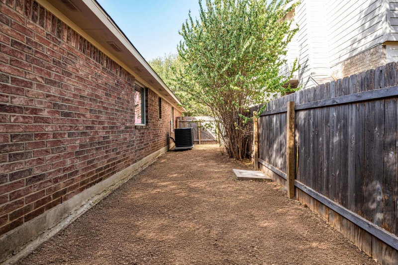 Property photo 33