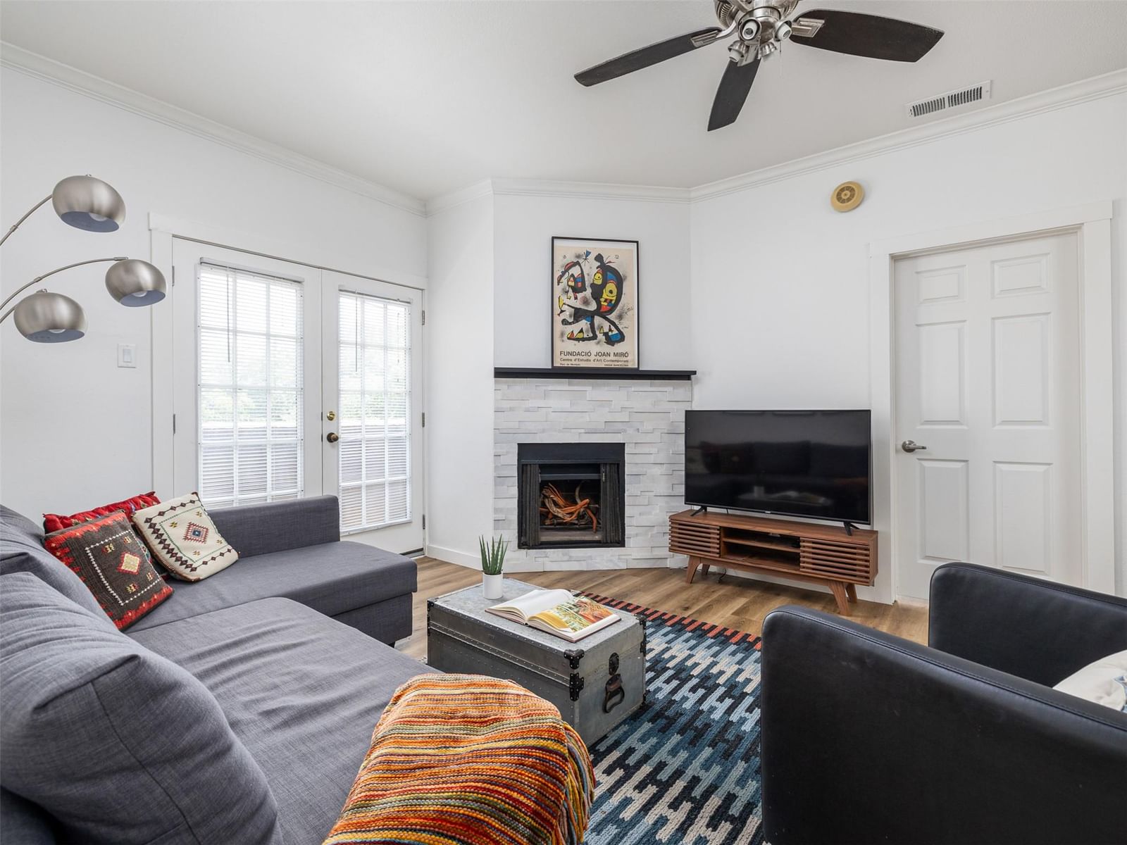 2509 Pearl ST #5 - Photo 1