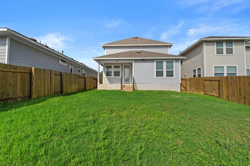 Property photo 33