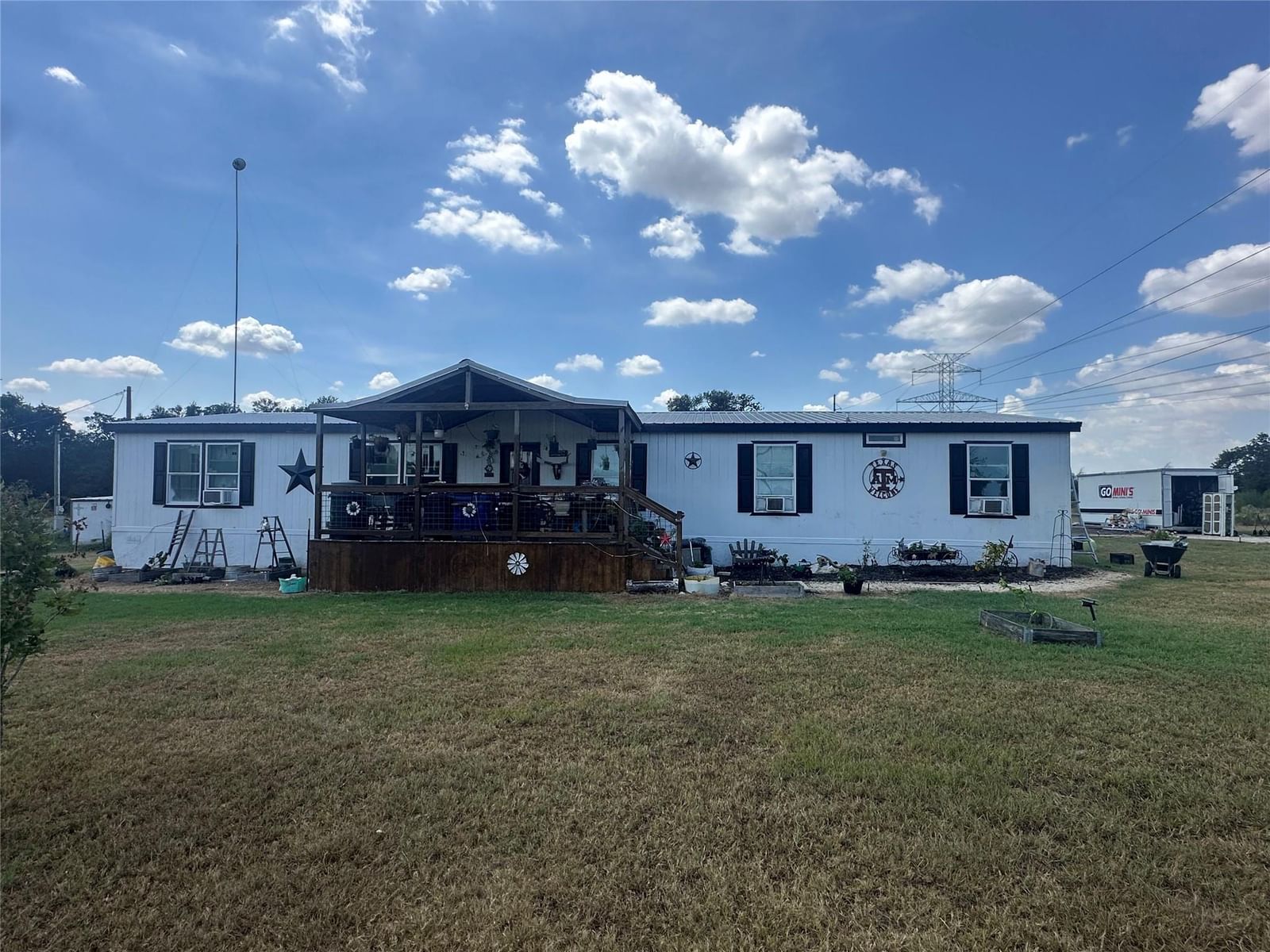 2281 County Road 458 - Photo 1