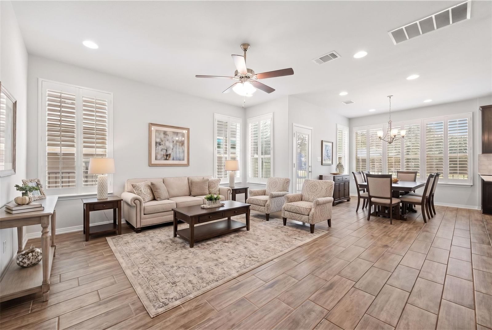 168 Alexander - Photo 1