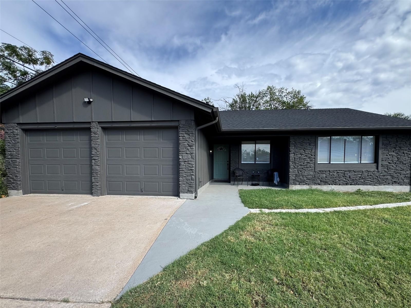 7001 Watchwood DR - Photo 1