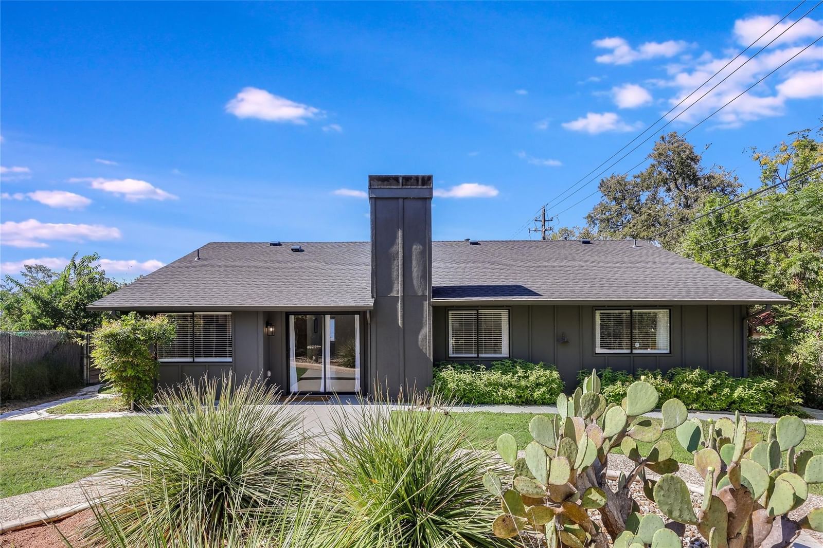 Photo 24