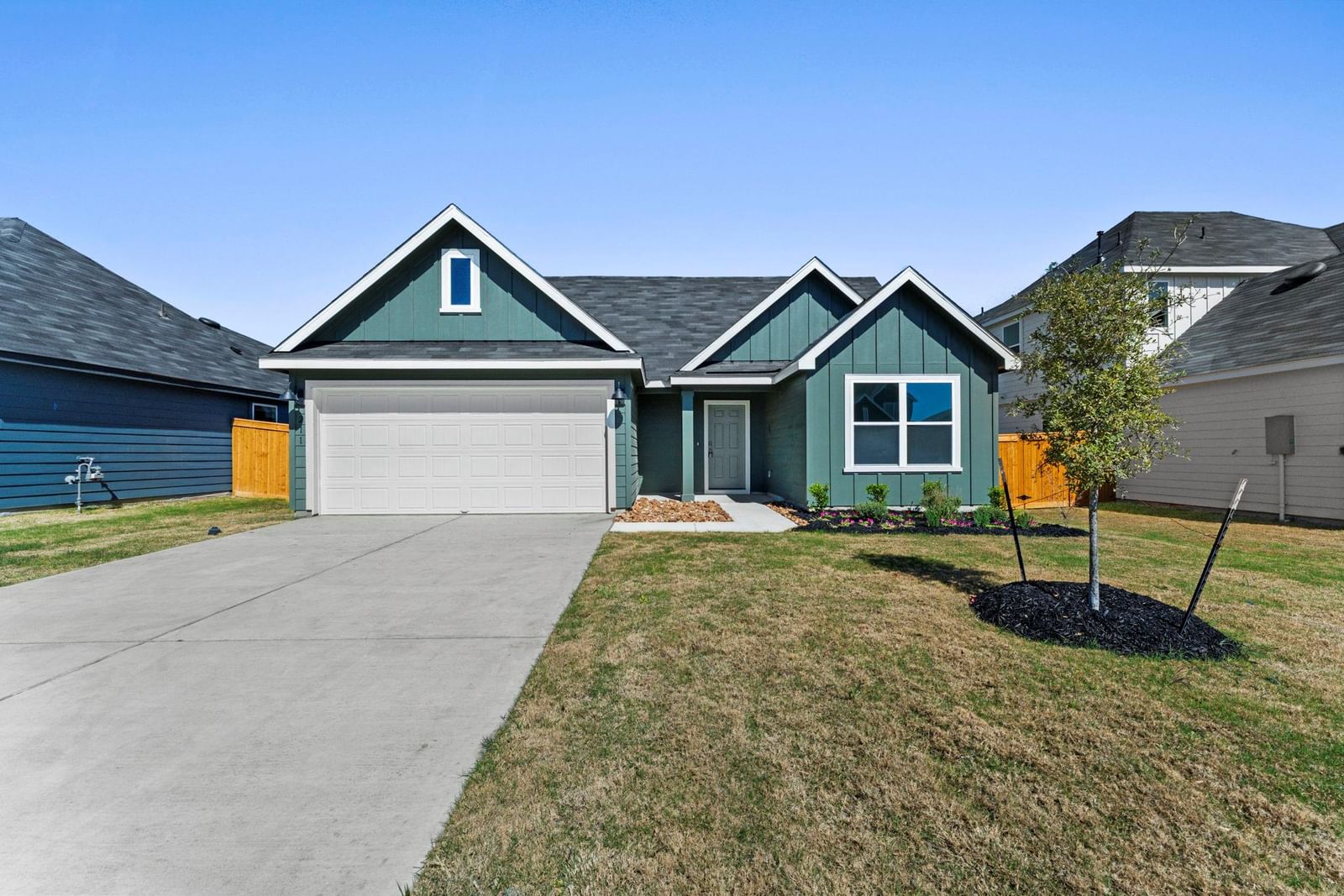211 Las Lomas DR, San Marcos, TX, 78666