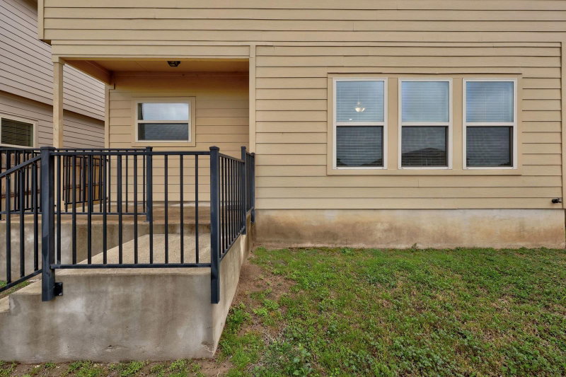 Property photo 28