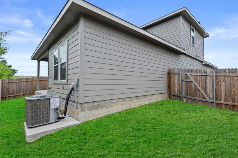 Property photo 35