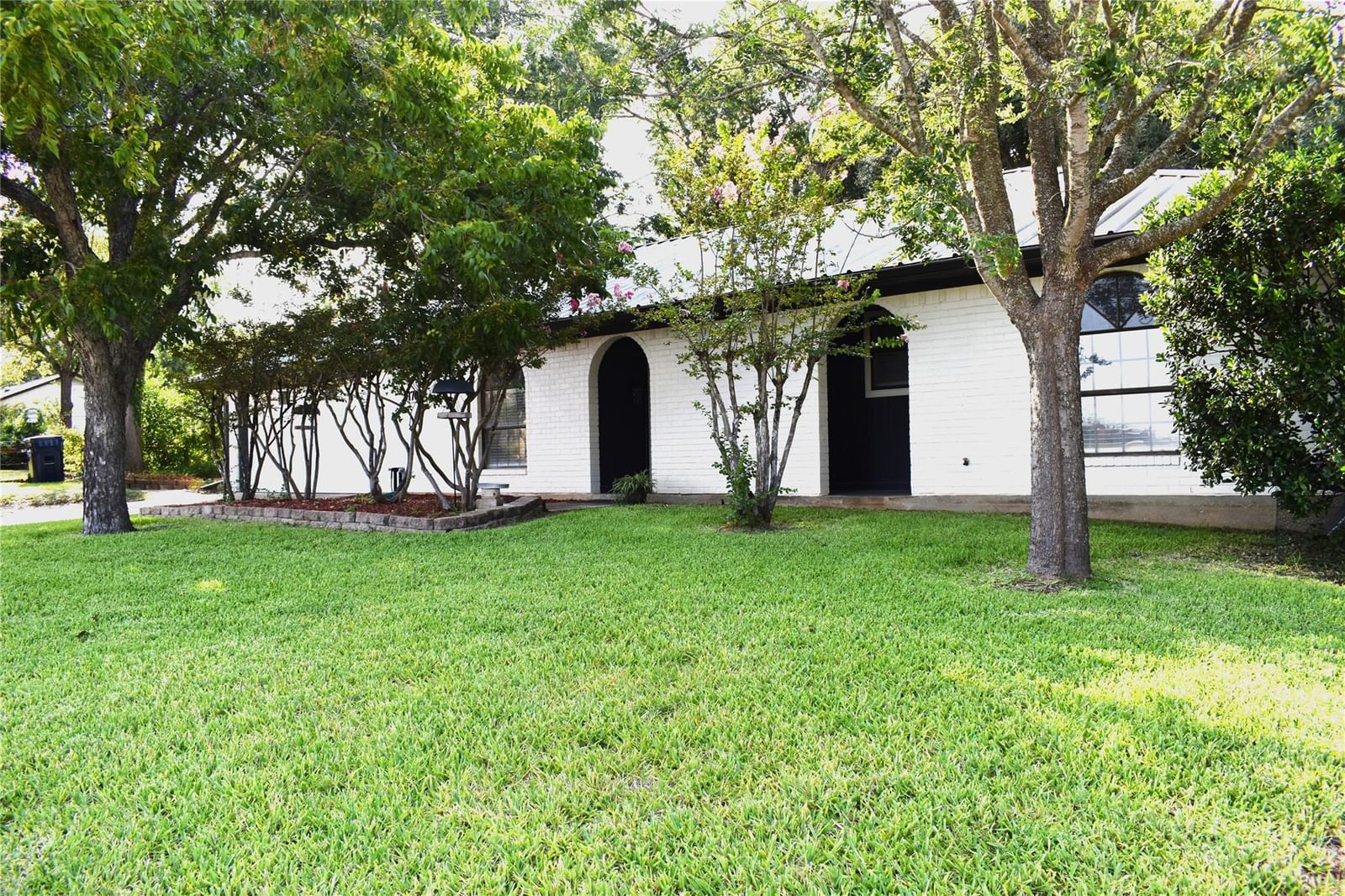 1702 Pecos Ave - Photo 1