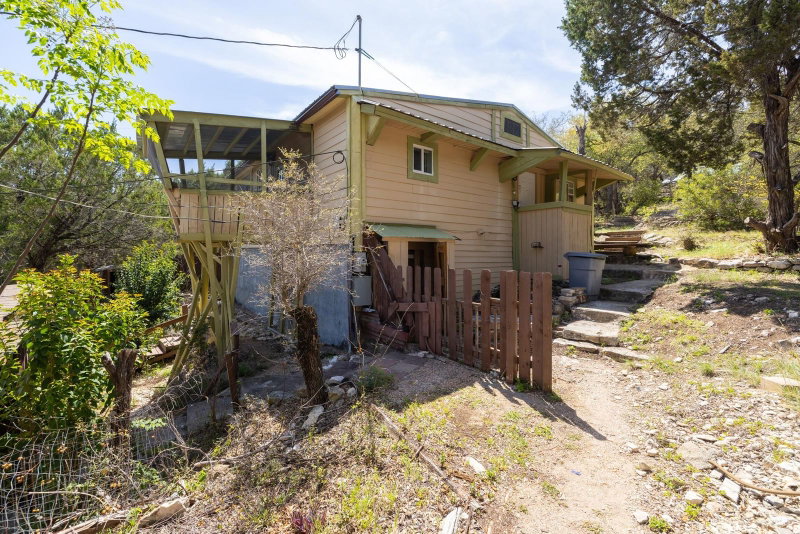 Property photo 25