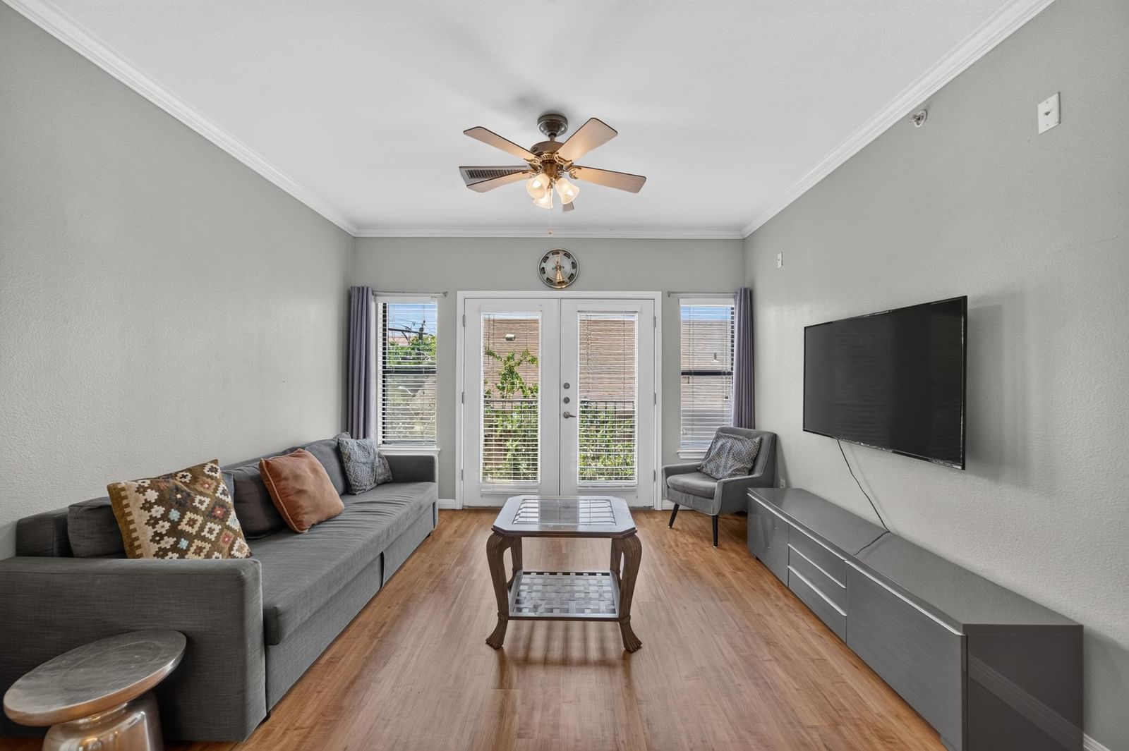 2502 Leon ST #304 - Photo 1