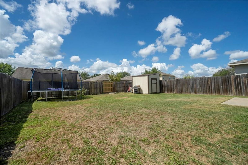 Property photo 33