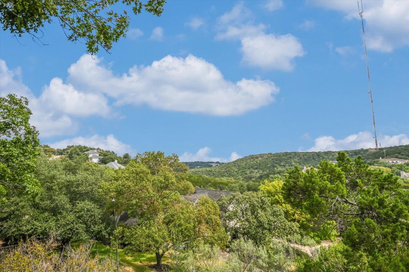 Property photo 30
