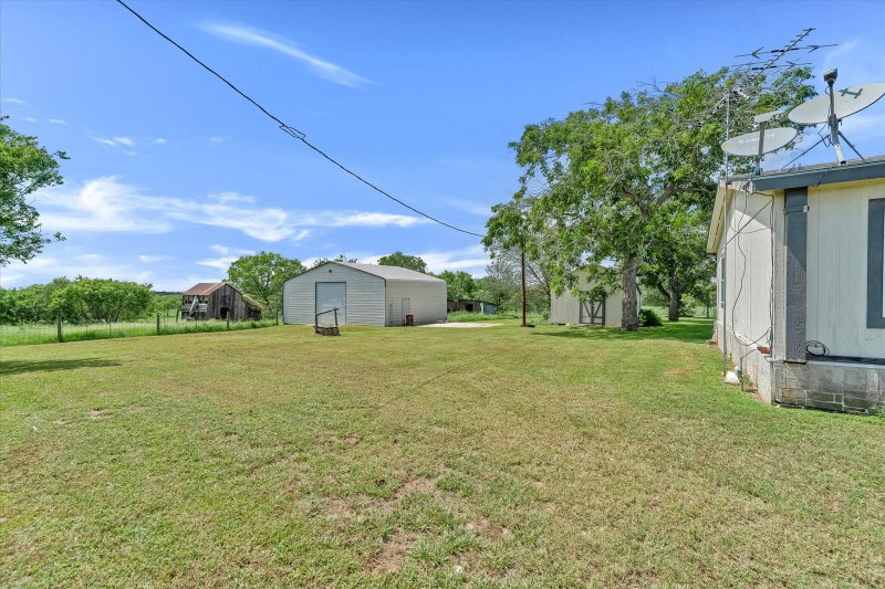 Property photo 32