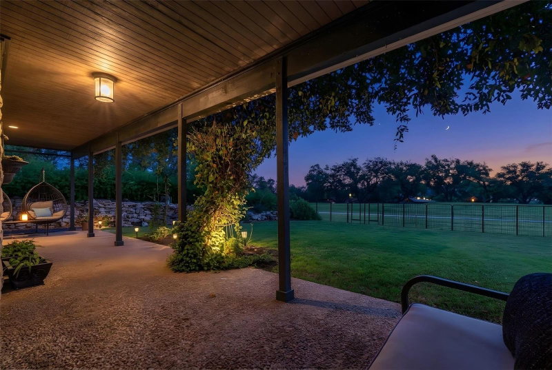 Property photo 28
