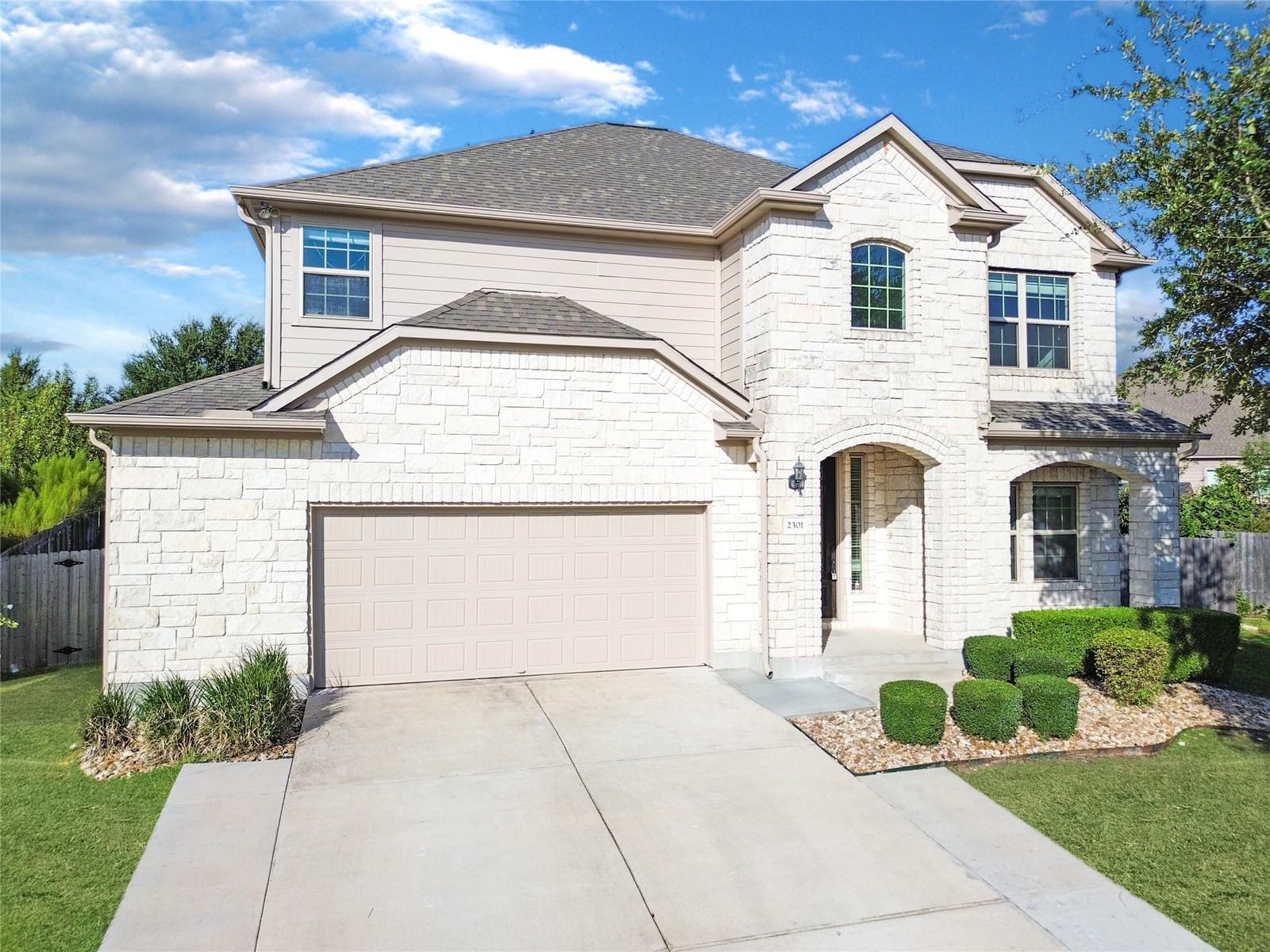 2301 Choice PL - Photo 1