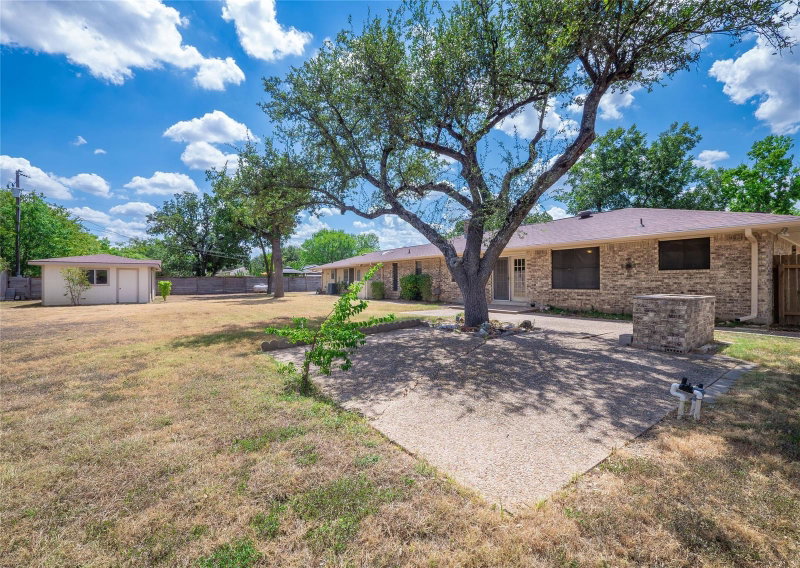 Property photo 33