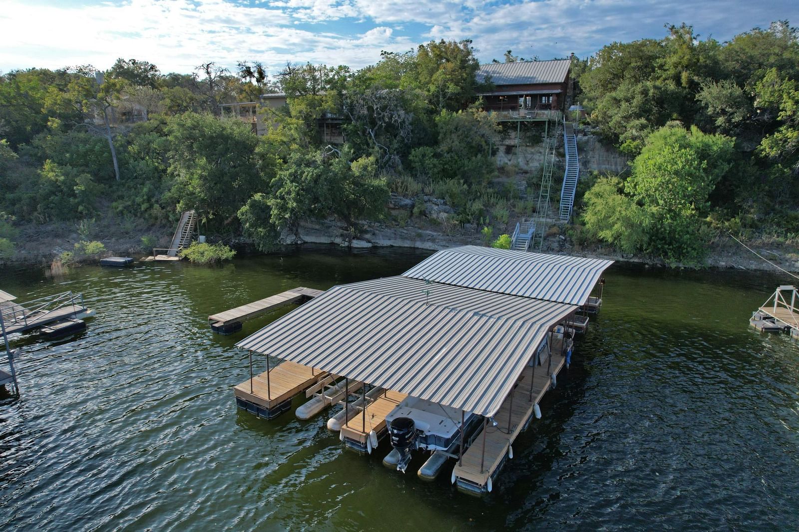 707 Cat Hollow Club DR - Photo 1