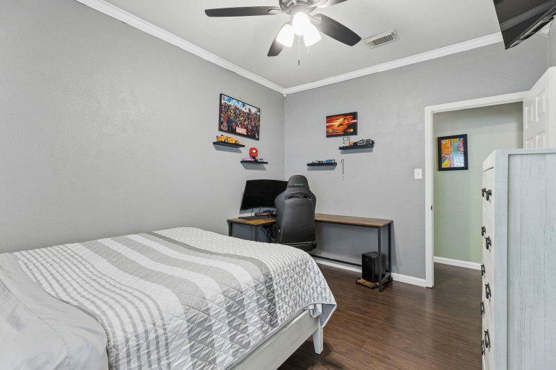 Property photo 31
